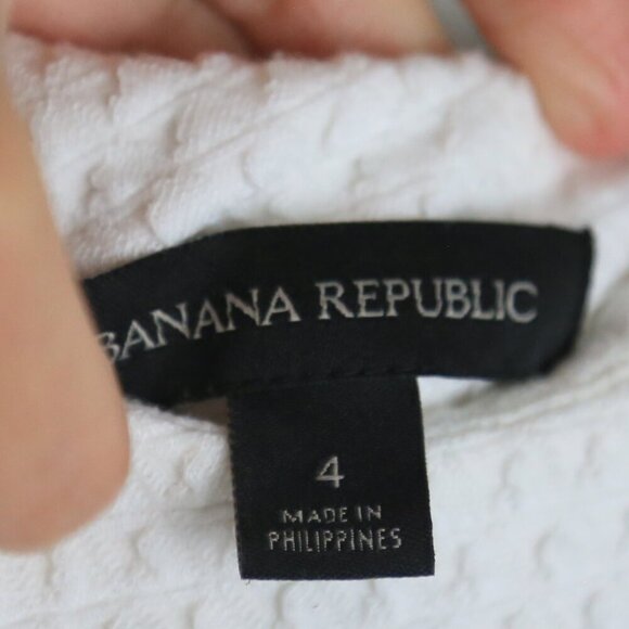 Banana Republic Fit and Flare A-Line Raised Dot Textured White Dress Size 4 - Picture 2 of 4